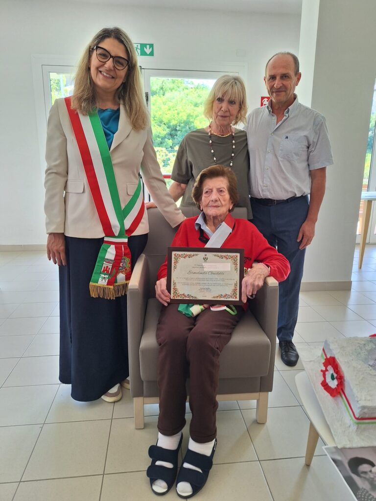 Ermelinda Guidetti con Vicesindaco e Ass Cassinadri