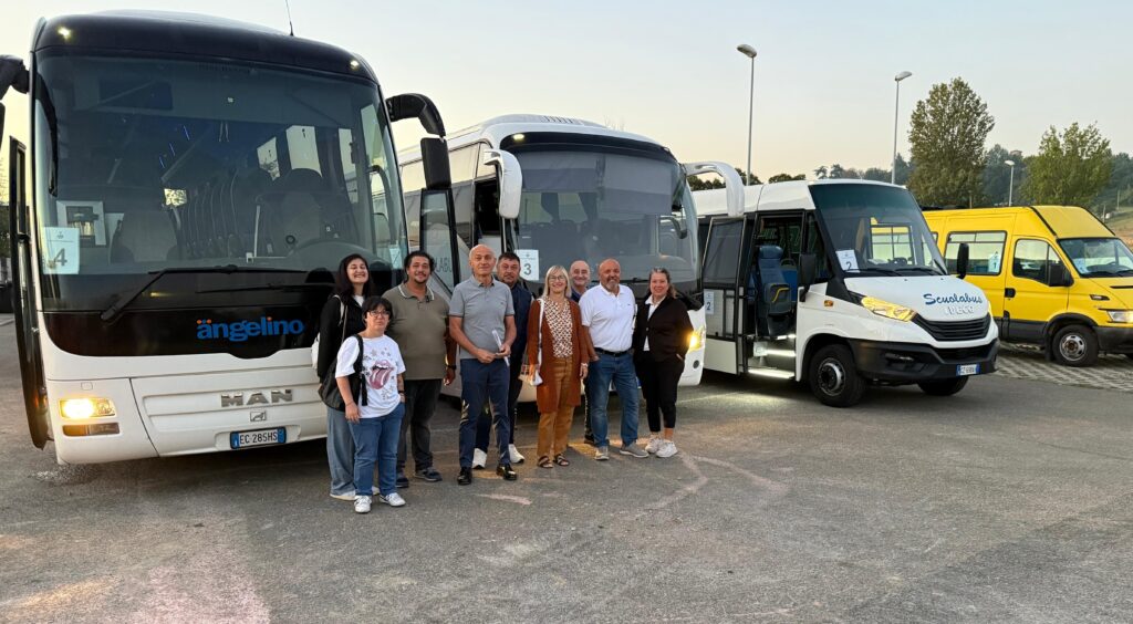 TRASPORTO SCOLASTICO, MONITORAGGIO QUOTIDIANO SULLE QUATTRO LINEE